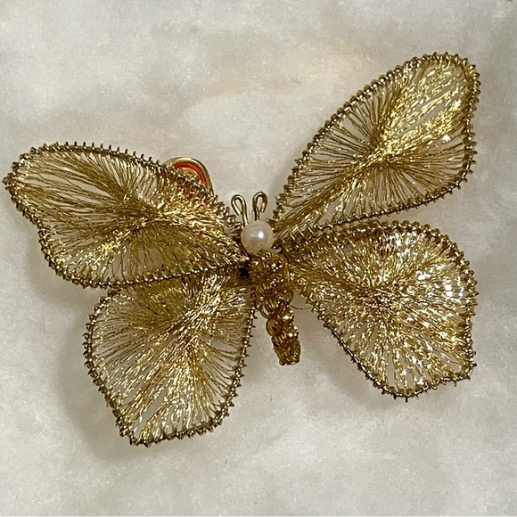 Vintage Handmade in Western Germany Gold Tone Butterfly Brooch Clip Earring Set - Picture 7 of 12